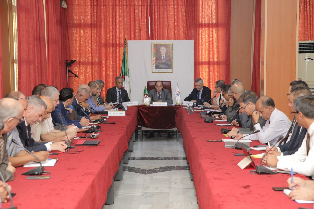 جامعة مستغانم تحتضن أشغال الاجتماع التنسيقي للندوة الجهوية لجامعات الغرب